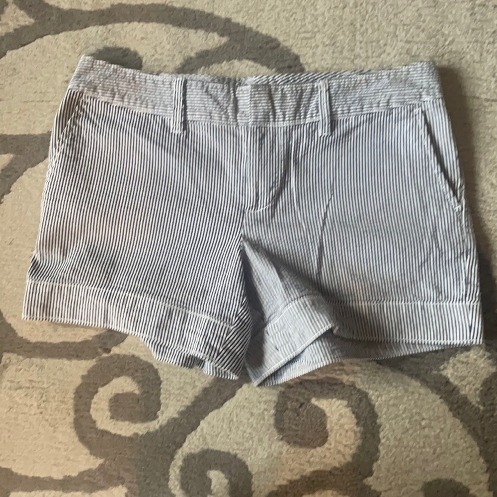 Gap Seersucker Shorts • Great condition • Worn once